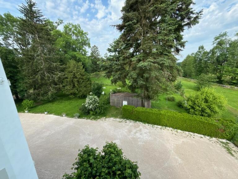 Logis Hotel & Restaurant Le Parcey Kültér fotó